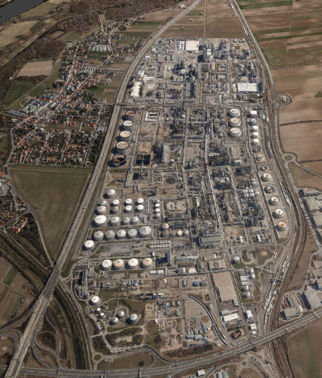 Raffinerie Wien-Schwechat – 3 D Computervision Raffinerie Wien-Schwechat – 3 D Computervision